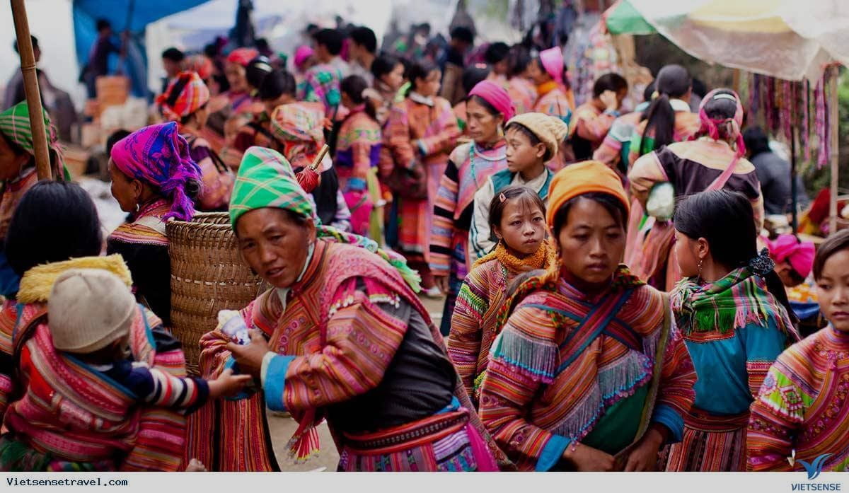 Muong Khuong Market